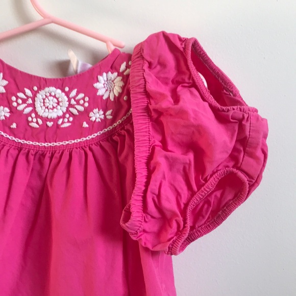 Pink ruffle bottom dress - Picture 2 of 2